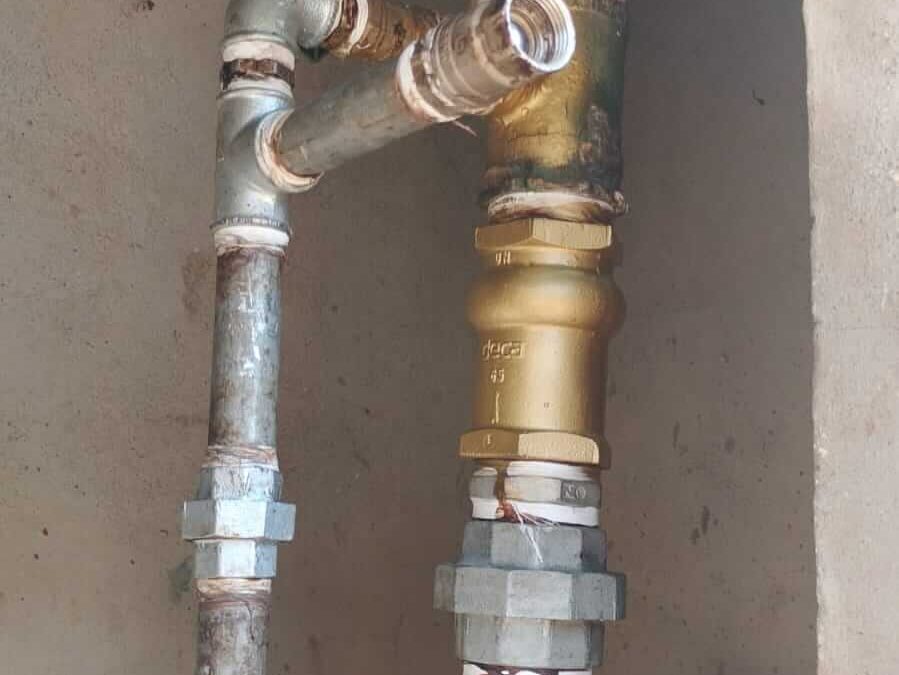 Tubulação que alimenta as Caixas D’água